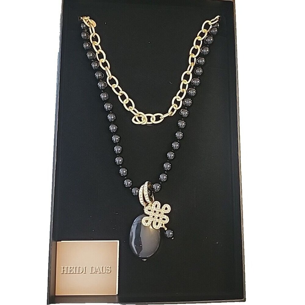 Heidi Daus Loop Back Around Changeable Charms Nec… - image 2